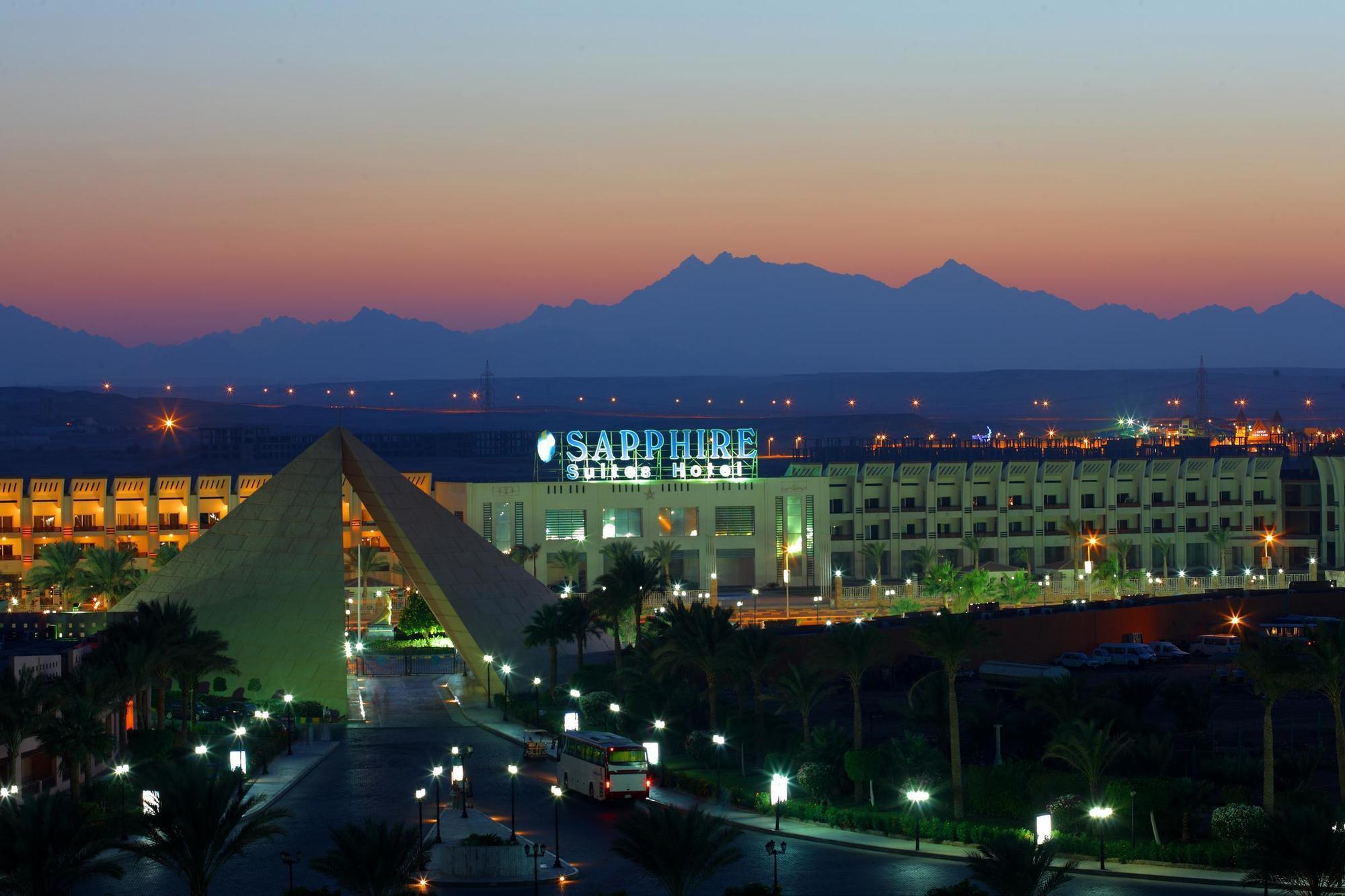 Golden 5 Sapphire Suites Hotel Hurghada Exterior foto