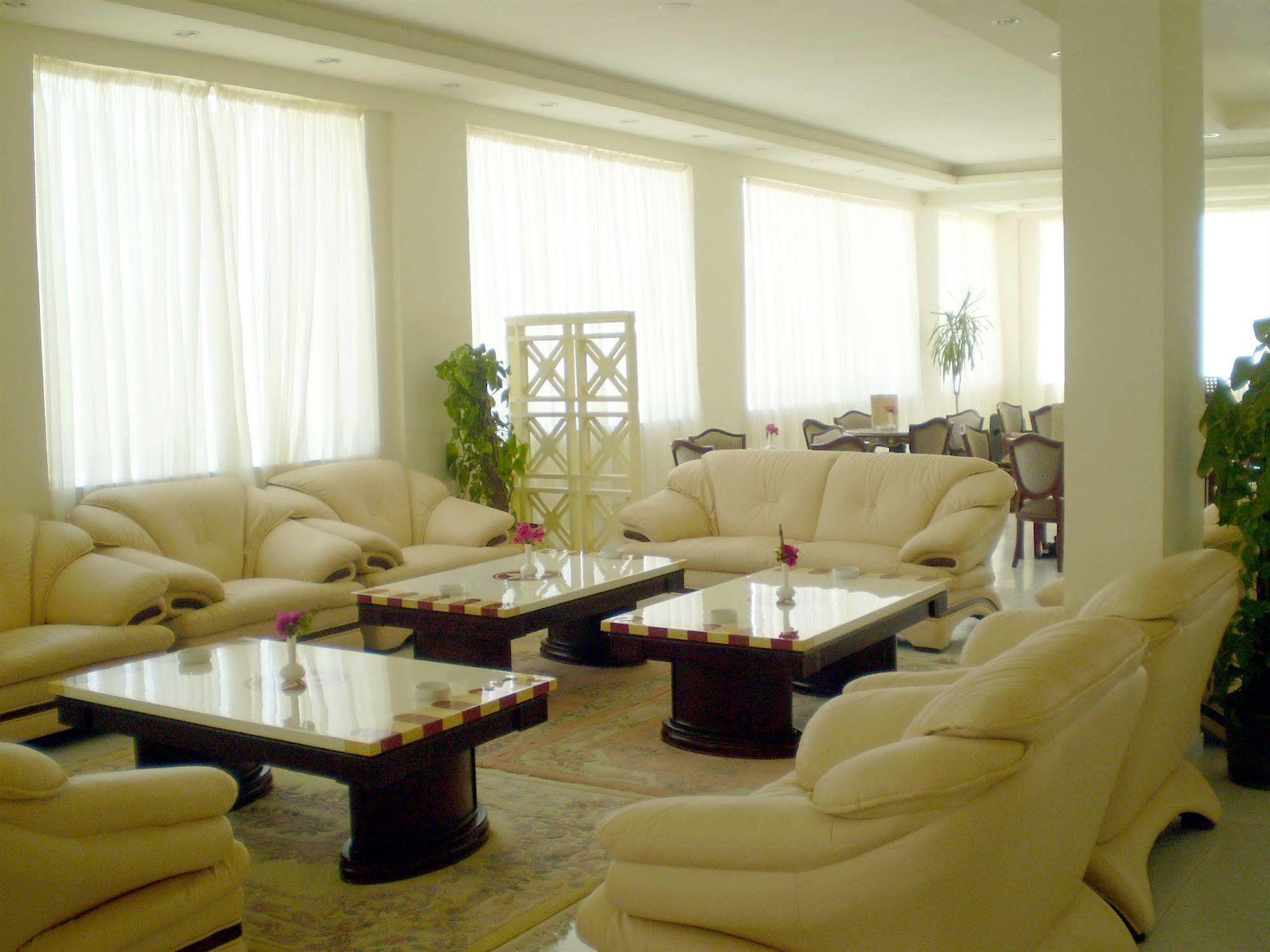 Golden 5 Sapphire Suites Hotel Hurghada Exterior foto