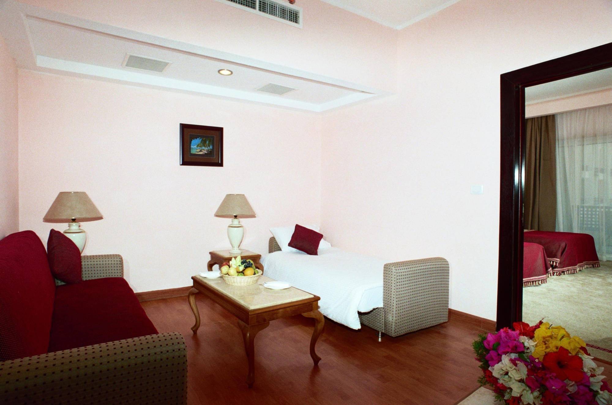 Sapphire Suites Hotel Hurghada Exterior foto
